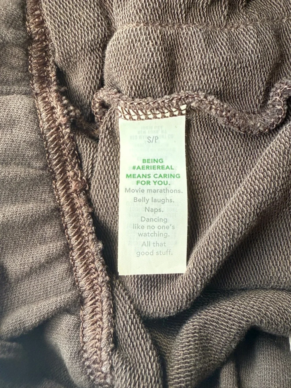 Aerie | Jet Setter Jogger | Small | Deep Earth Brown - Picture 7 of 8